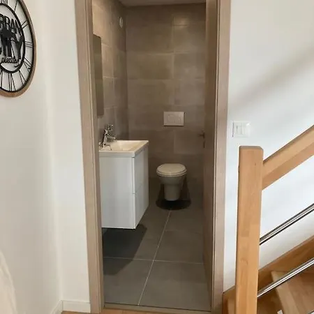 Apartment Joli Duplex Proche Du Leman *