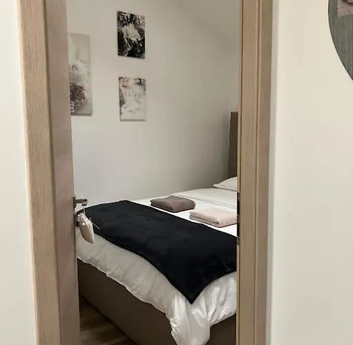 Apartamento Joli Duplex Proche Du Léman