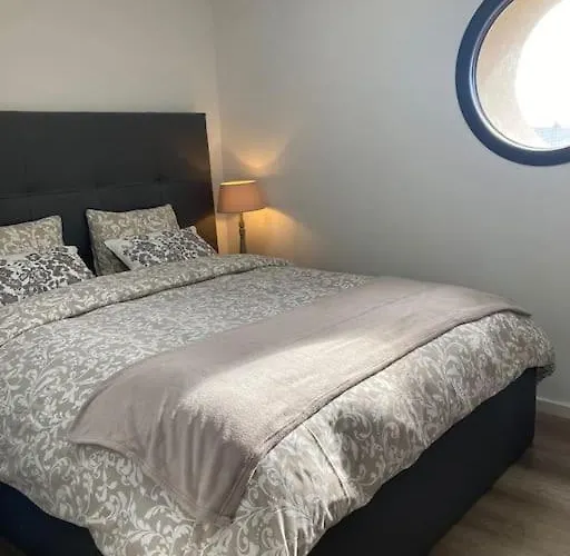 Apartamento Joli Duplex Proche Du Léman *